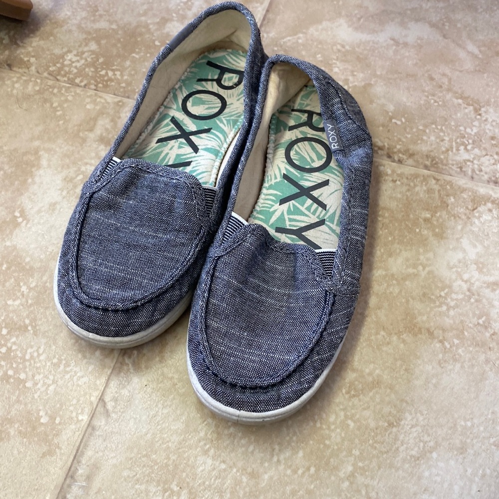 Roxy Gray Loafer Shoes